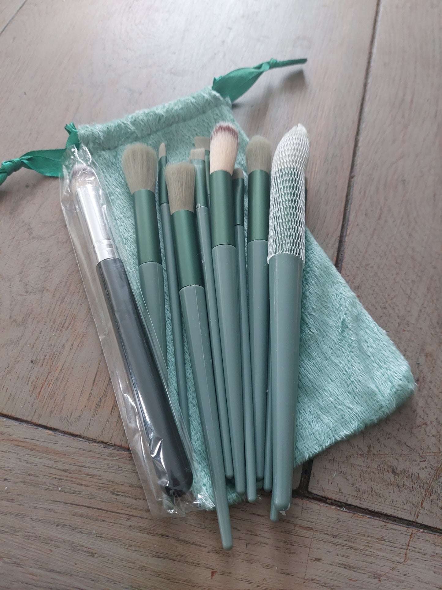 Lot Pinceaux maquillage - Tatieonline